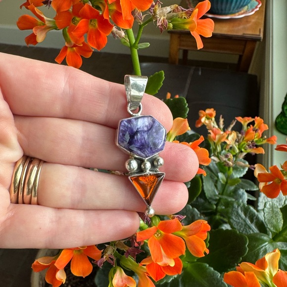 Vintage Navajo Artisan Thomas Francisco Sterling Silver Charoite Amber Pendant. - Picture 9 of 16